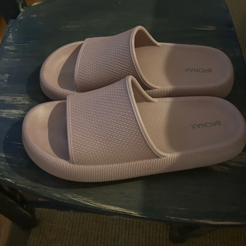 Bronax Soft Pink Slide Sandals - Picture 1 of 5